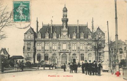378 CARTES POSTALES PARIS & REGION PARISIENNE...
