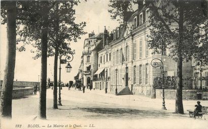 373 CARTES POSTALES CENTRE : Dépts 18-31cp,...