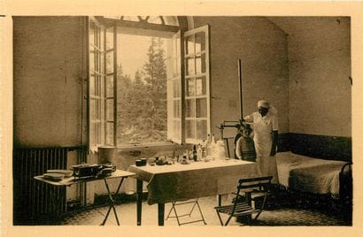 133 CARTES POSTALES FRANCHE COMTE : Dépts...