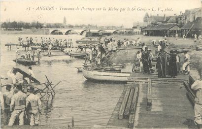 329 CARTES POSTALES PAYS DE LOIRE : Dépts...