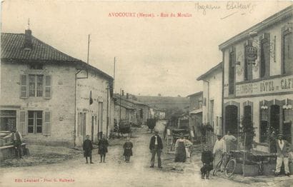331 CARTES POSTALES LORRAINE : Dépts 54-81cp,...