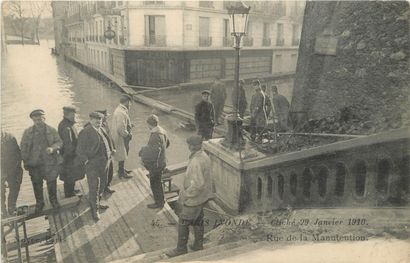 145 CARTES POSTALES PARIS & REGION PARISIENNE...