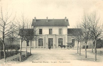 394 CARTES POSTALES OISE : La Ville de Mareuil...