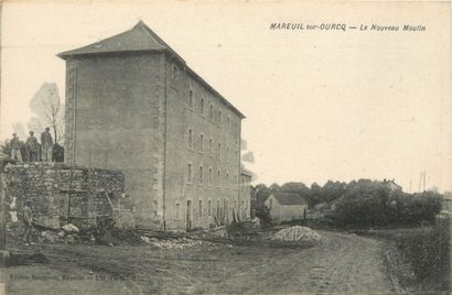 394 CARTES POSTALES OISE : La Ville de Mareuil...