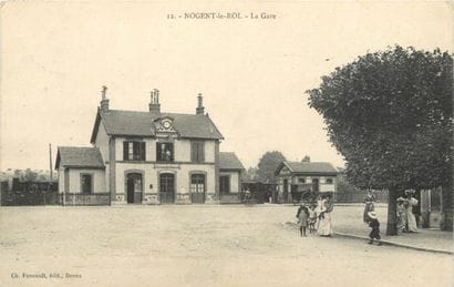 42 CARTES POSTALES GARES & TRAINS : Divers...