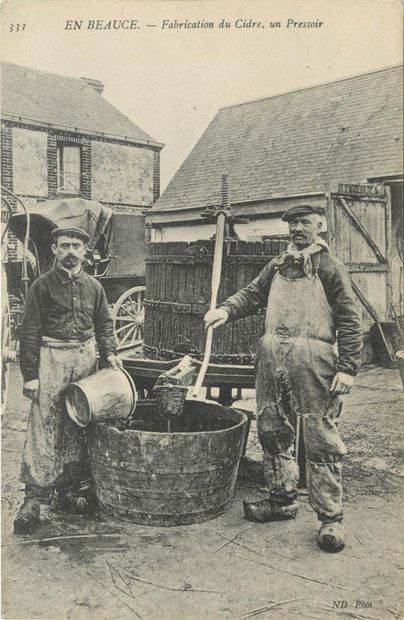 34 CARTES POSTALES EN BEAUCE : Série. Dont