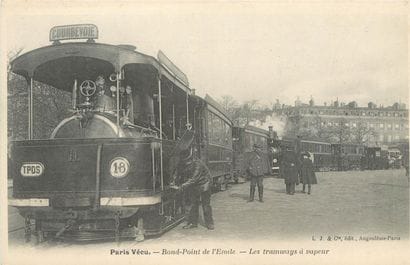 47 CARTES POSTALES PARIS VECU : Editeurs...