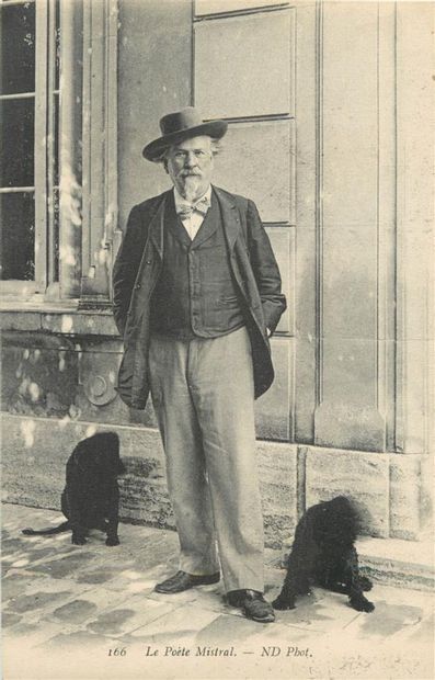 9 CARTES POSTALES PERSONNAGES : France-8cp...