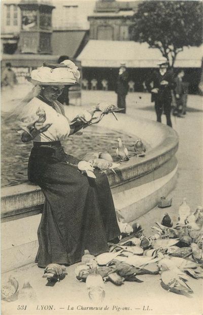 9 CARTES POSTALES PERSONNAGES : France-8cp...