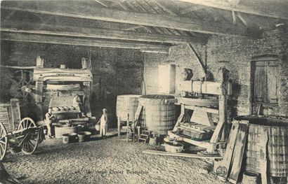 9 CARTES POSTALES ALCOOL : Les Pressoirs...