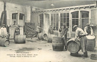 25 CARTES POSTALES ALCOOL : En Bourgogne...