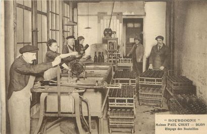 25 CARTES POSTALES ALCOOL : En Bourgogne...