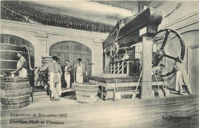 51 CARTES POSTALES LE CHAMPAGNE : Maison...