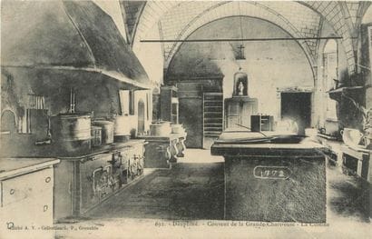 84 CARTES POSTALES ISERE : Villes, qqs villages,...