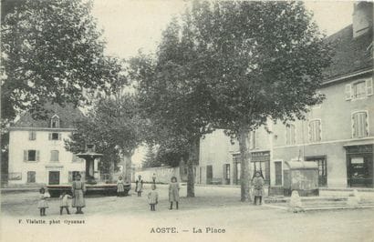 84 CARTES POSTALES ISERE : Villes, qqs villages,...