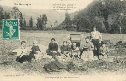 11 CARTES POSTALES SCENES & TYPES : Sélection....