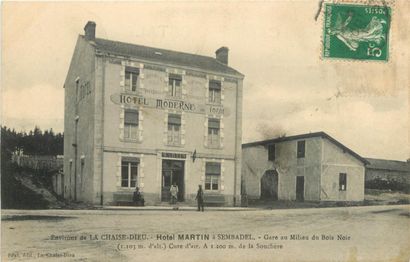 110 CARTES POSTALES AUVERGNE : Divers Départements....