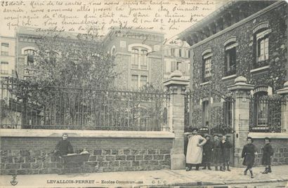 50 CARTES POSTALES HAUTS DE SEINE : Villes,...