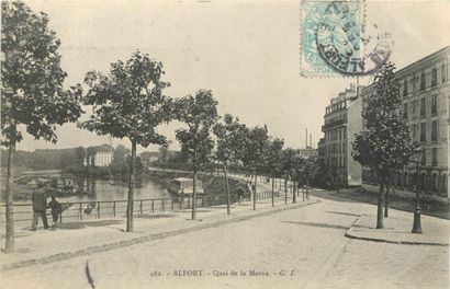 71 CARTES POSTALES PARIS & REGION PARISIENNE...