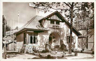 132 CARTES POSTALES PARIS & REGION PARISIENNE...