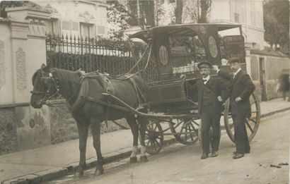 25 CARTES PHOTOS : Diverses. Situées et/ou...