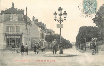 249 CARTES POSTALES PARIS & REGION PARISIENNE...