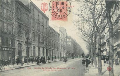 56 CARTES POSTALES LES ECOLES : Divers Départements....