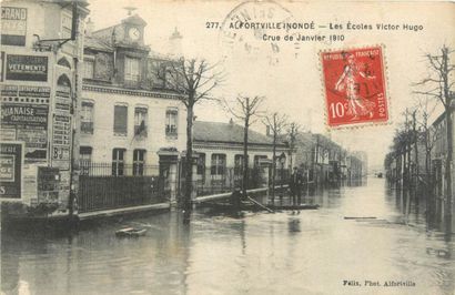 102 CARTES POSTALES PARIS & REGION PARISIENNE...