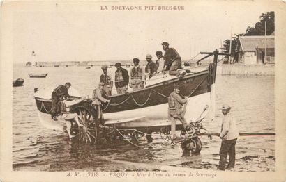4 CARTES POSTALES BATEAU DE SAUVETAGE : Sélection...