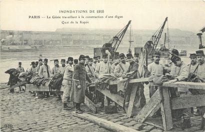 242 CARTES POSTALES PARIS & REGION PARISIENNE...