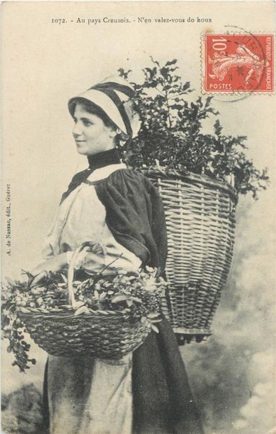163 CARTES POSTALES SCENES & TYPES : Diverses...