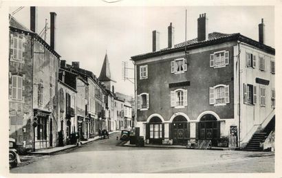 135 CARTES POSTALES ALLIER : Villes, qqs...