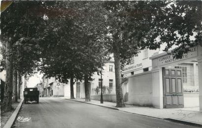 150 CARTES POSTALES LOIRE : Villes, qqs villages,...