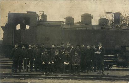 73 CARTES POSTALES GARES & TRAINS : Divers...