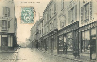 293 CARTES POSTALES ESSONNE : Villes, qqs...