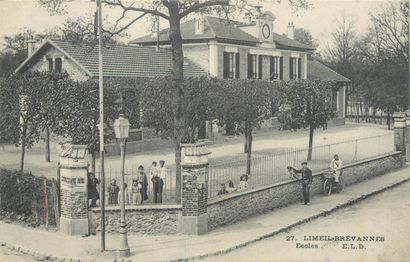 336 CARTES POSTALES VAL DE MARNE : Villes,...