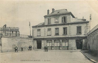 34 CARTES POSTALES GARES & TRAINS : Val d'Oise....