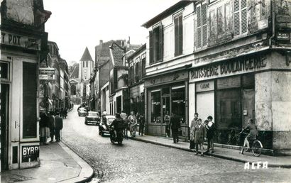 131 CARTES POSTALES PARIS : 20ème Arrdt....