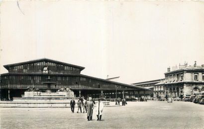 155 CARTES POSTALES PARIS : 19ème Arrdt....