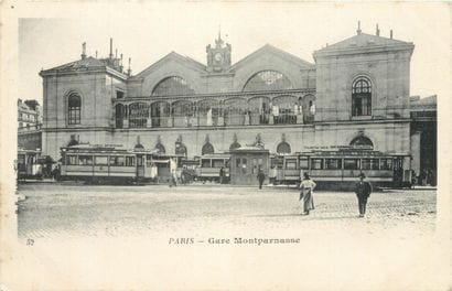 34 CARTES POSTALES PARIS : 15ème Arrdt. Dont