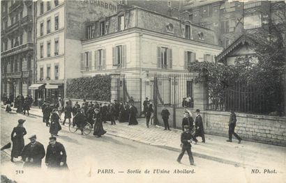 103 CARTES POSTALES PARIS : 7ème Arrdt. Dont