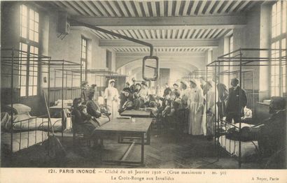 103 CARTES POSTALES PARIS : 7ème Arrdt. Dont