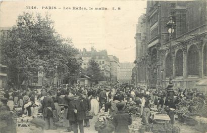 82 CARTES POSTALES PARIS : 1er Arrdt. Dont