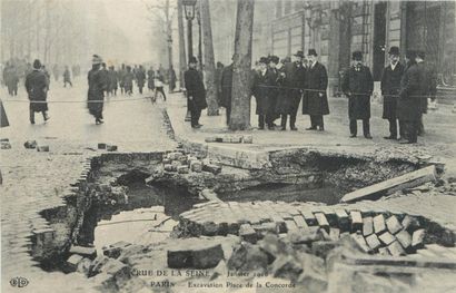 54 CARTES POSTALES CATASTROPHE : Inondations...
