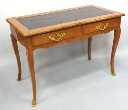 BUREAU PLAT en bois de placage ouvrant à...