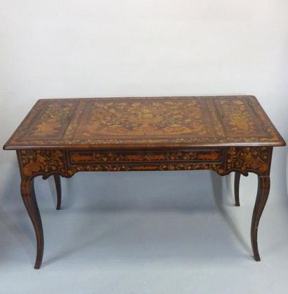 TABLE DE CHANGEUR en bois de placage marqueterie...