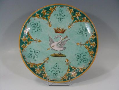 Emile BALON - Blois
Plat en faience polychrome...