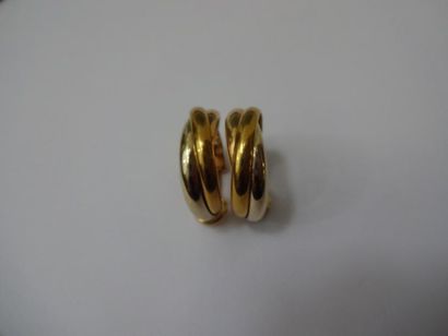 CARTIER
Paire de boucles d'oreille en or....