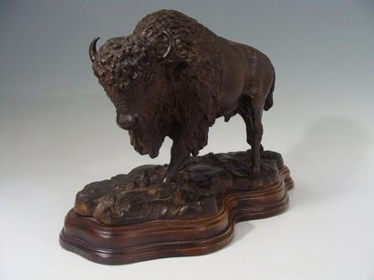 R. ODAGLED (US)
Bison. Epreuve en bronze...