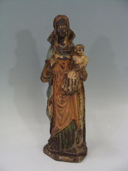 VIERGE noire à l'enfant en bois polychrome....